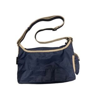 Eddie Bauer 100% Nylon messenger navy bag !!